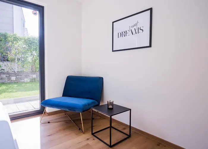 Moderne Wohnung Mit Terrasse
